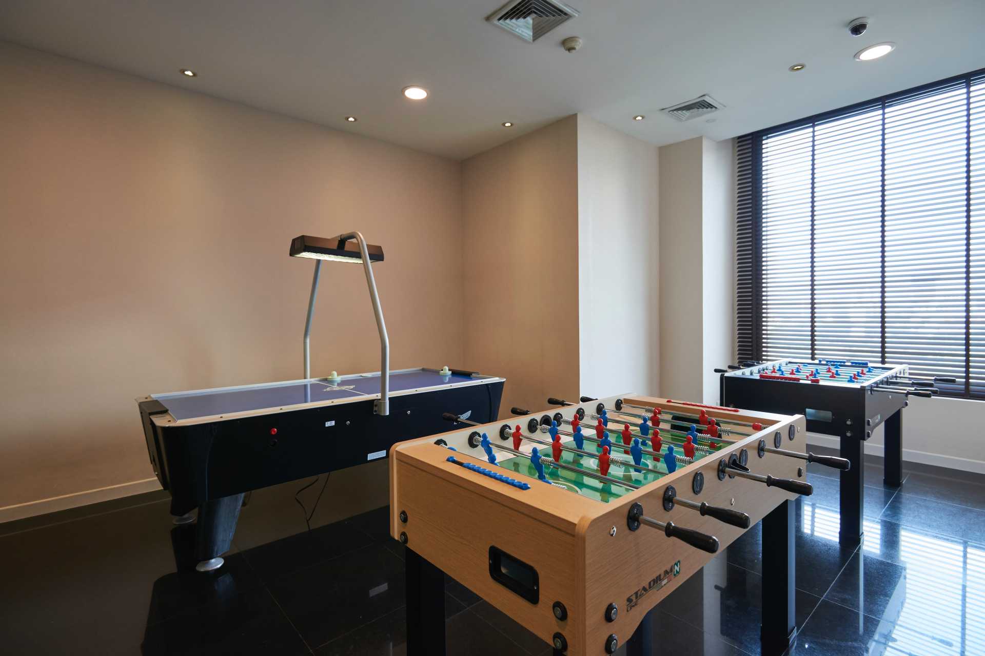 GAMES ROOM